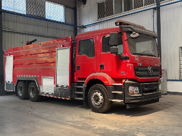 6x4 SHACMAN Fire Fighting Truck