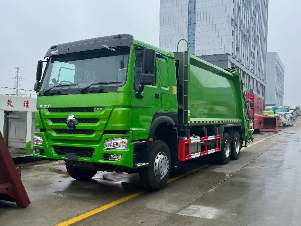 18CBM SINO TRUK HOWO Garbage Compactor Truck