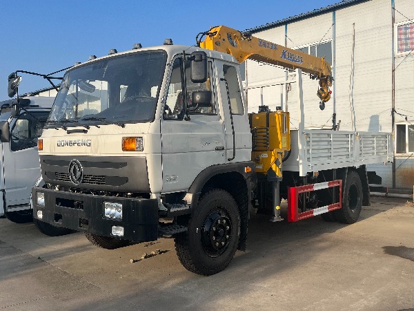 DONGFENG Truck Mounted Crane