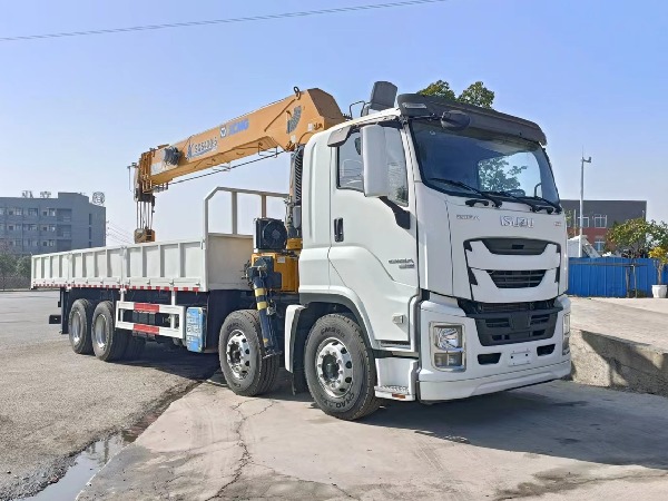 8x4 ISUZU Truck Mounted Crane